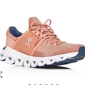 On Cloudswift Running Shoes